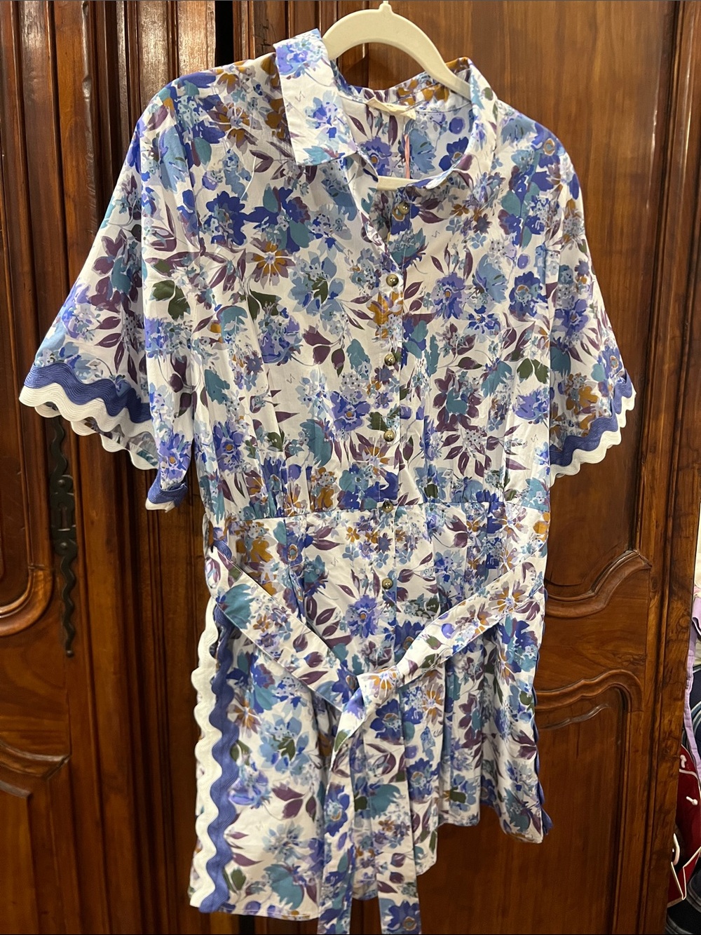 Floral Printed Short Romper in Blue & Purple Size L NEW - Picture 2 of 8